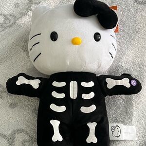 Helllo kitty halloween skeleton stepper